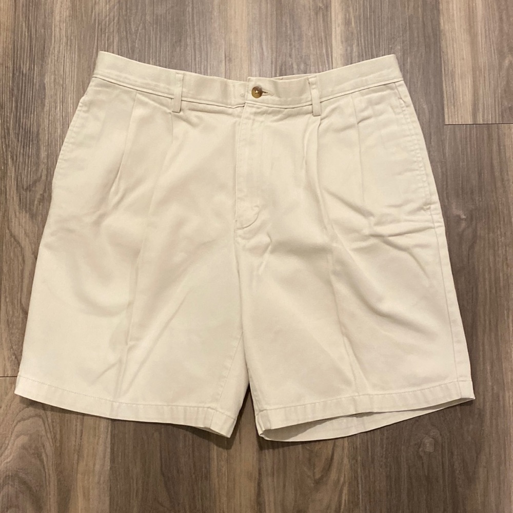 SOLD. Savane Mens Shorts